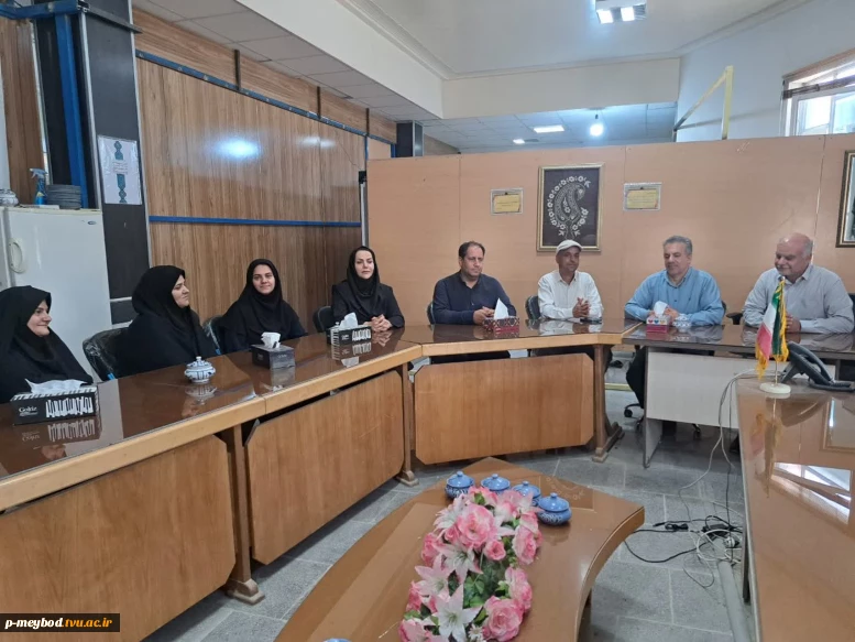 برگزاری جلسه آموزشی با هدف برنامه‌ریزی درراستای بهتر فرآیند امتحانات مجدد و برگزاری آن  در آموزشکده  پسران میبد- امام خمینی(ره) 3